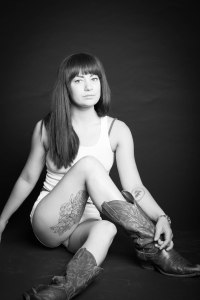 Elizabeth Blue, Jade Beall